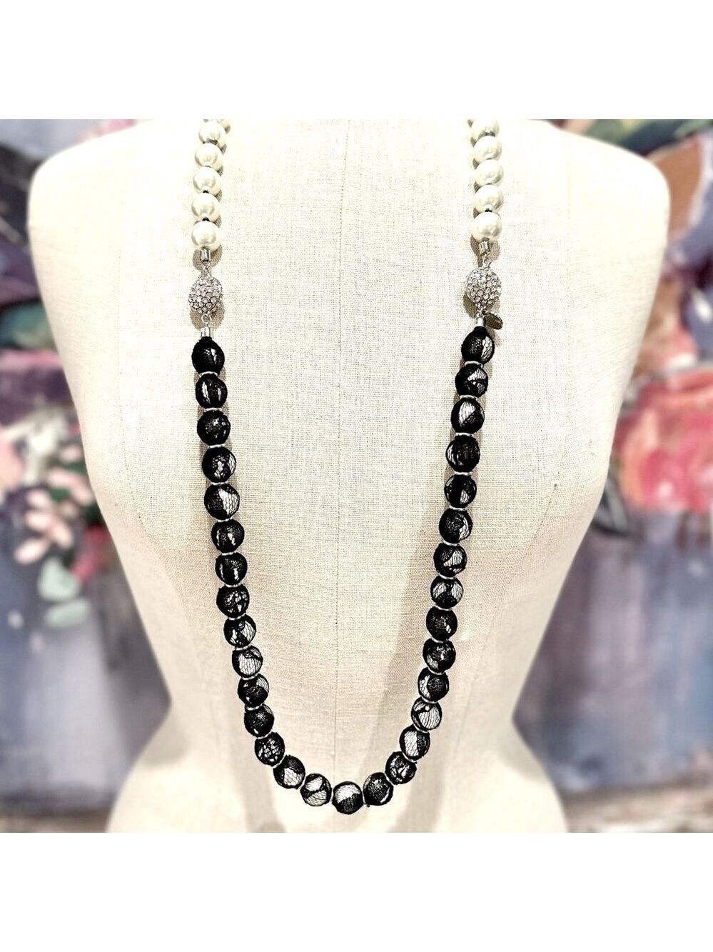 WHBM **2 necklaces in 1** Long Black Lace Wrapped Pearl Necklace - Picture 4 of 16
